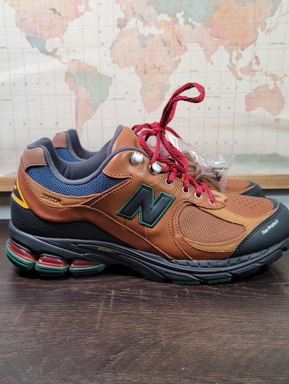 BRAND NEW New Balance 2002R Wonderland Park Brown Men's Size 11.0